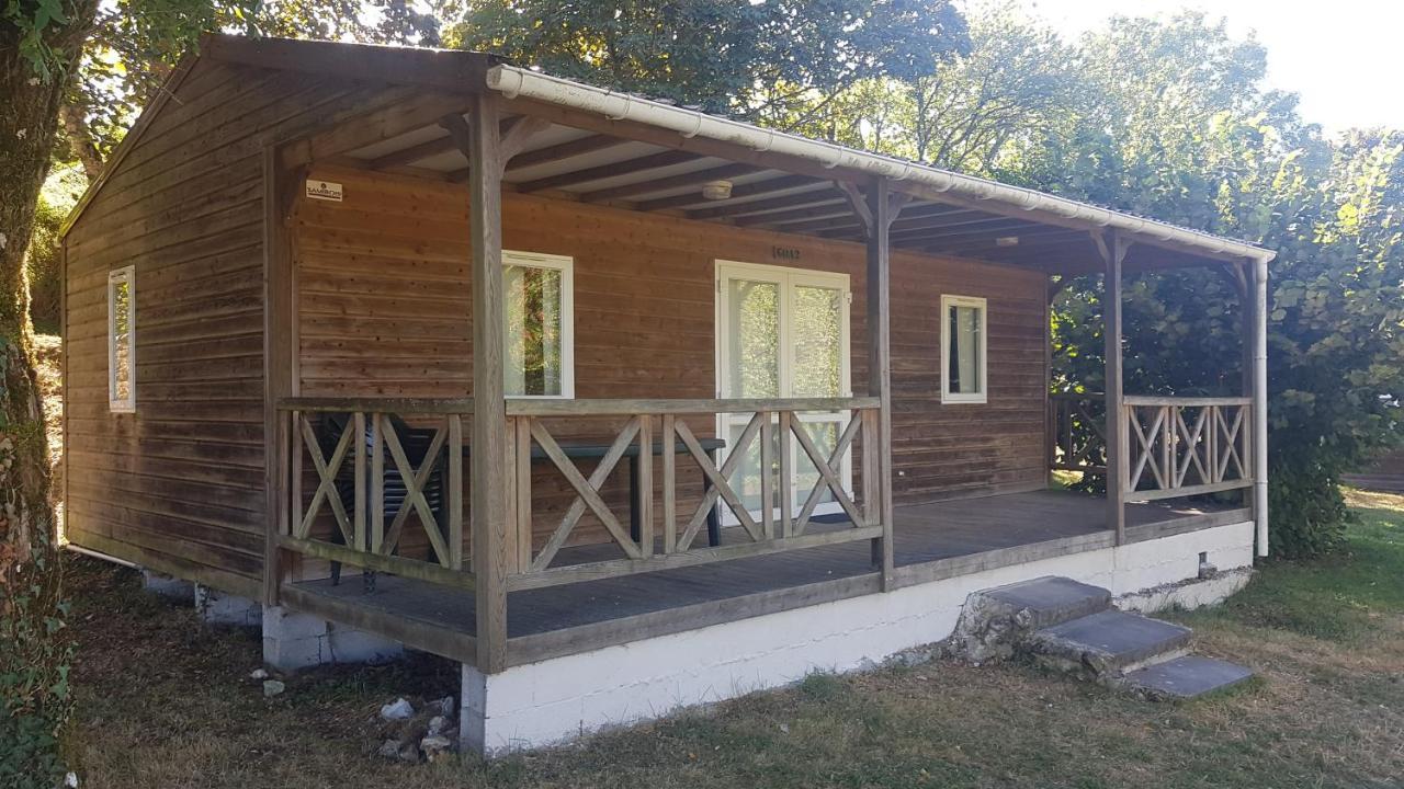 Camping Les Terrasses De Dordogne Руффиньяк-Сен-Сернен Экстерьер фото
