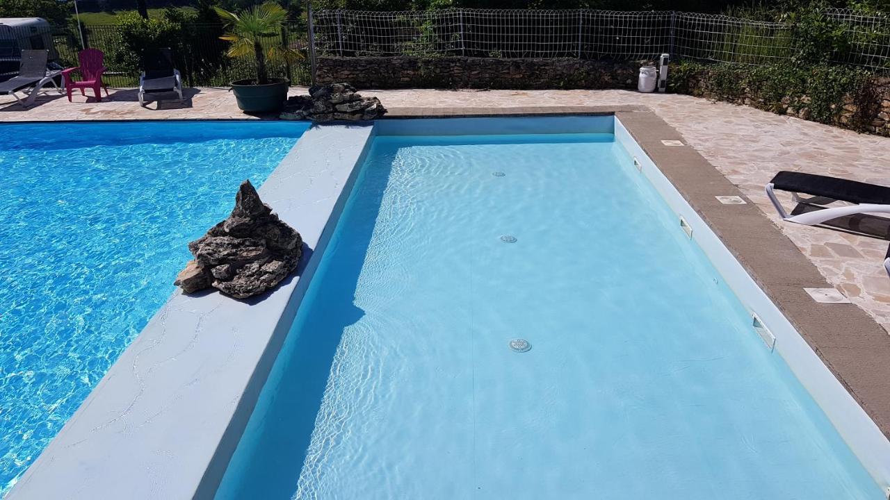 Camping Les Terrasses De Dordogne Руффиньяк-Сен-Сернен Экстерьер фото